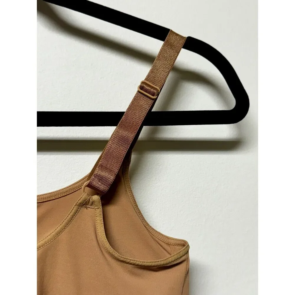 NWT HANRO Nude Camisole Built-In Underwire, Adjustable Straps, 34D